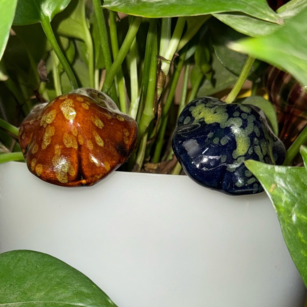 Colorful Ceramic hand made Mushrooms set of 8 well packaged; colors vary! New! - Picture 3 of 12